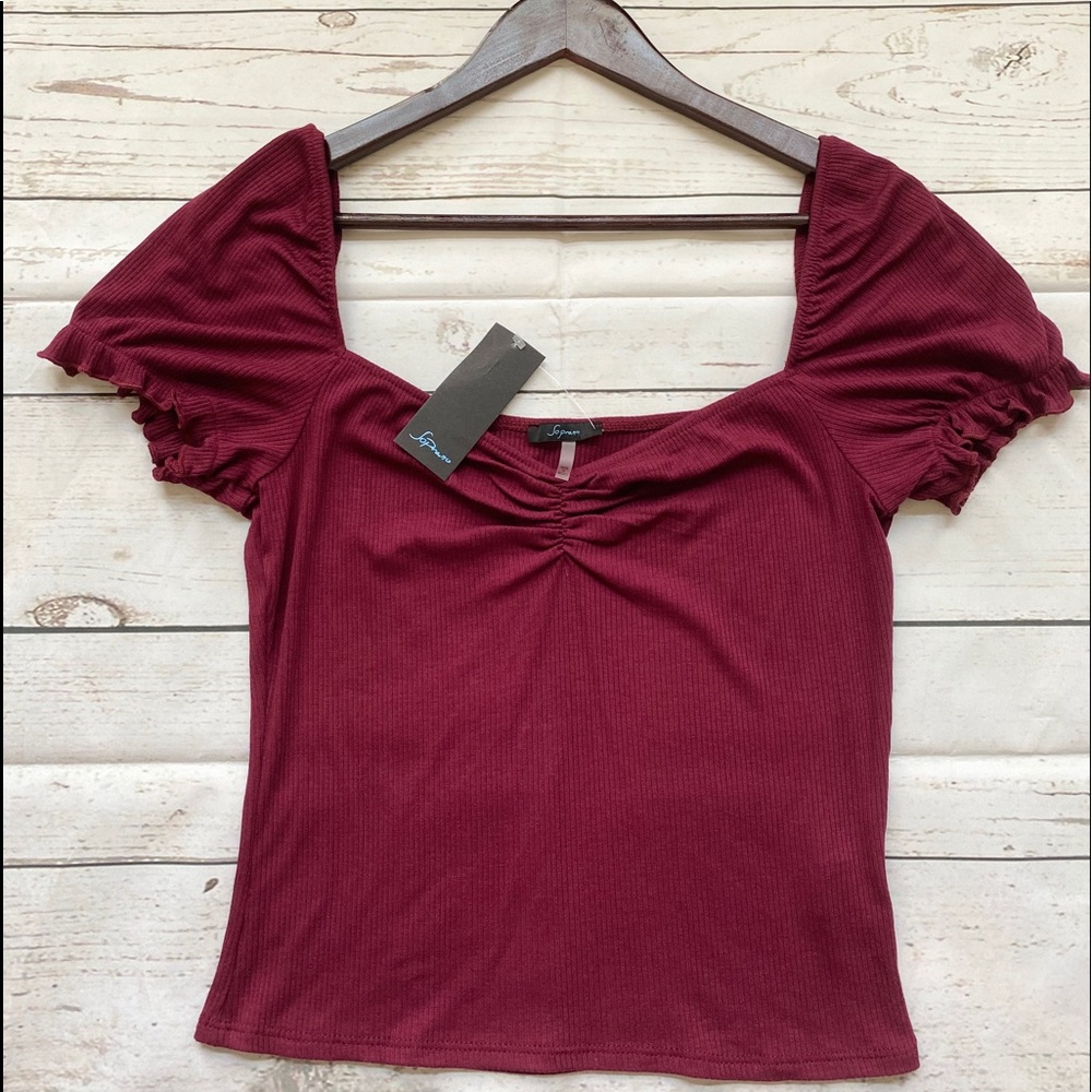 NWT Women’s Soprano Ruffled Shirt